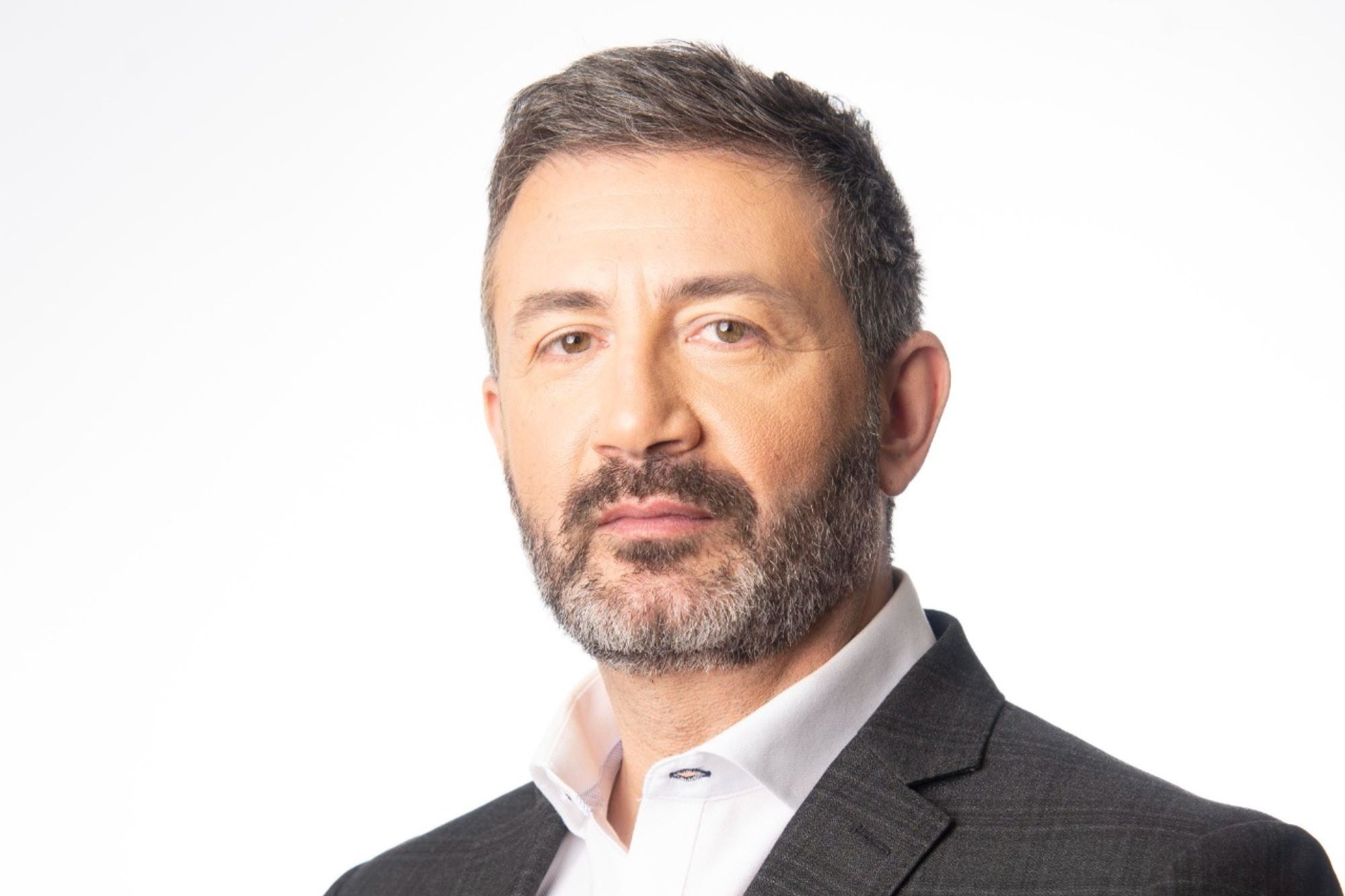 Story Of a Rising CEO Of Canadian CBD One-stop-shop